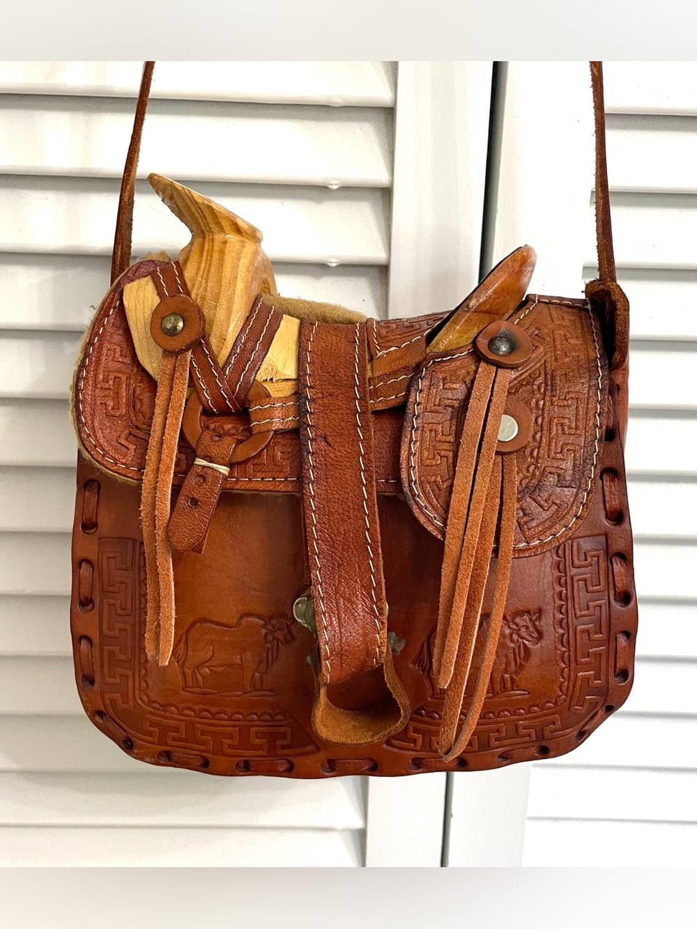 Artisan Leather Horse Saddle Crossbody Shoulder Bag Hand Tooled Western Mexico